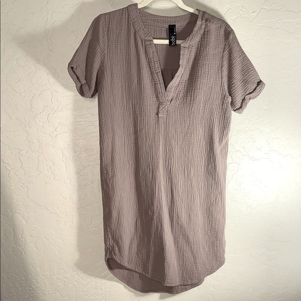 bobi short-sleeve crinkle gauze cotton textured split neck pop over dress